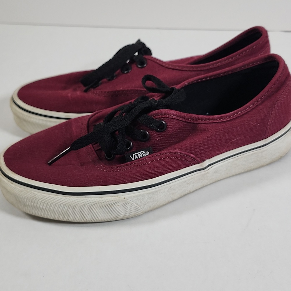 Vans Authentic Port Royale Burgundy Low Top Shoes Men's 5.5 Women's 7.0